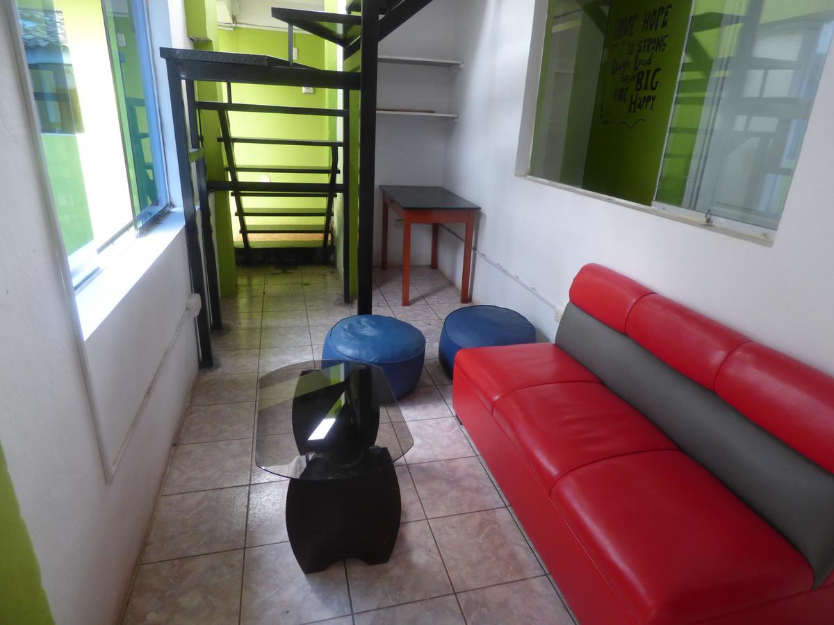 The Grasshopper Hostel Cuzco Esterno foto
